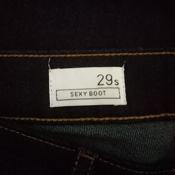 Jeans - Picture 2 of 4